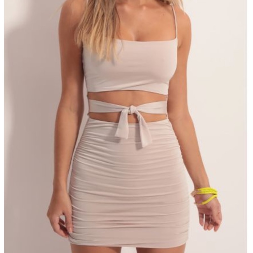 Daytona Cutout Dress In Pearl Beige